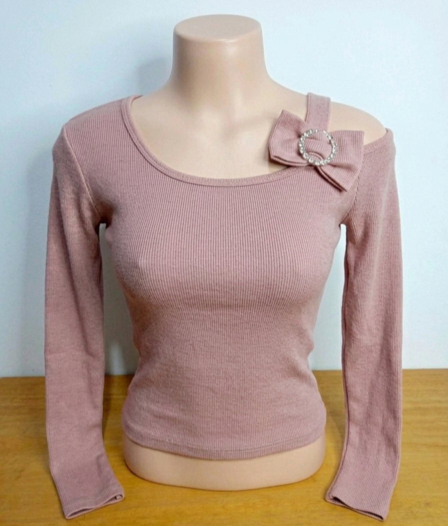 Blusa manga larga con moño